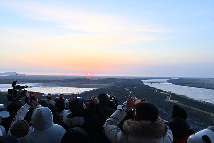 新年日出來(lái)啦！迎接2024年第一縷陽(yáng)光